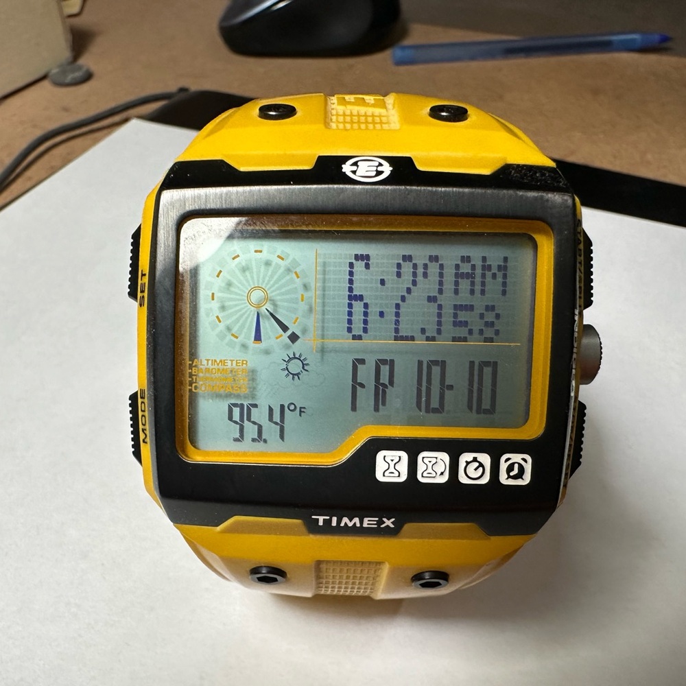 Rare Timex Yellow Digital expedition ws4  yellow